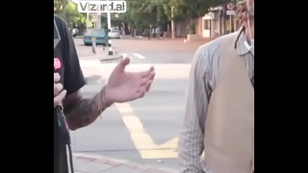 Un mensaje importante de un personaje reconocido #elchicletv #malabares #chiclenoticias #circo #atrevidoypegajoso #animo # 