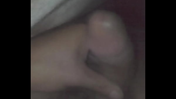 lisandro militar venezolano duro bajo las sabanas ense&ntilde_a su verga en facebook