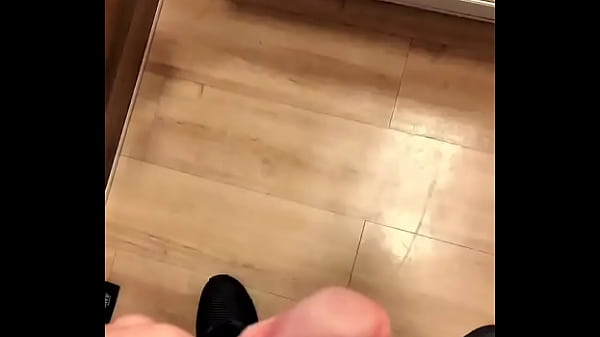 Nonton Ontem Foi Dia De Arrumar O Guarda Roupa... E Dar Aquela Punhetadinha No Provador &eacute; De Lei!confere L&aacute; No Privacy, Tem 1 ... thumbnail