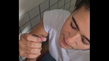 Bebendo Porra Grossa E Quente - Sailor Girl thumbnail