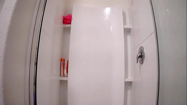 Nonton Slut Washes Off After Hot Sex thumbnail