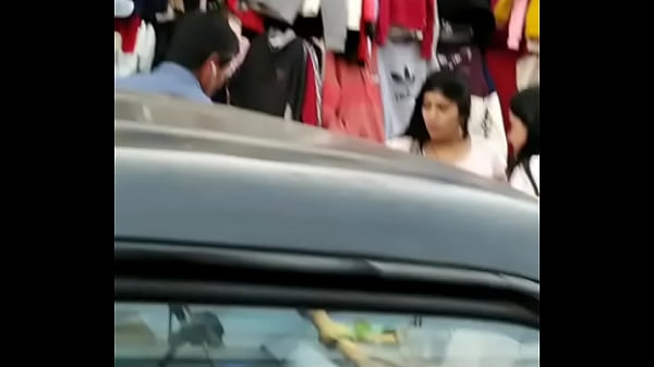 Sof&iacute;a la troncha pingas