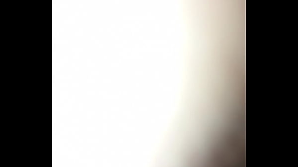 Play MP4 - Lil white freak