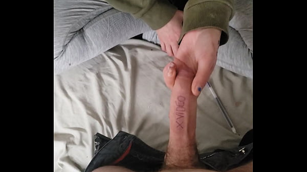 Nonton She S Socking It So Wel thumbnail