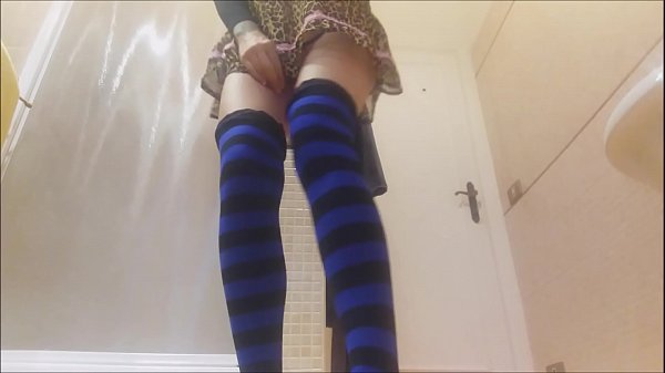 Play MP4 - young sexy mom excites you with her strapon