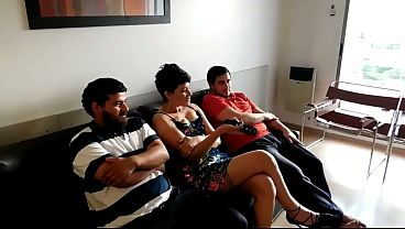 En Me Dio De La Pandemia Y A Todo Rock And Roll , En Plena Cuarentena La Mama De Mi Amigo Se Va Al Supermercado Y Se Trae 2 Tipos Cualquiera , Cuarentena Sexual Sin Limites 6 thumbnail