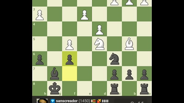 Estoy aburrido de la vida haci que decid&iacute; jugar un chess pero acabo perdiendo por tiempo y estaba mi rival mate en pocas jugadas as&iacute; que destruy&oacute; mi computador termina muy mal