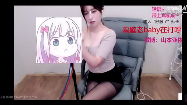 Play MP4 - 戴上耳机听&colon;