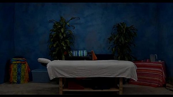 Nonton Massage Sex Parlour thumbnail