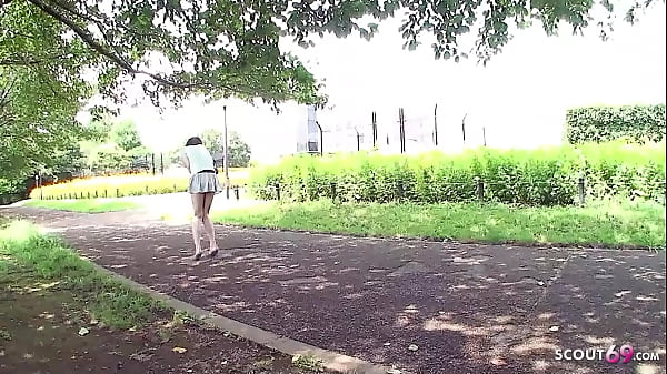 Play MP4 - Skinny Japanese Teen tricked to Suck Strangers Dick in Car