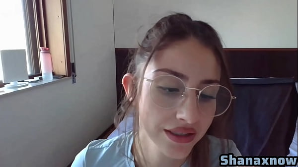 Shanaxnow nose fetish eating boogers press nostrils moaning