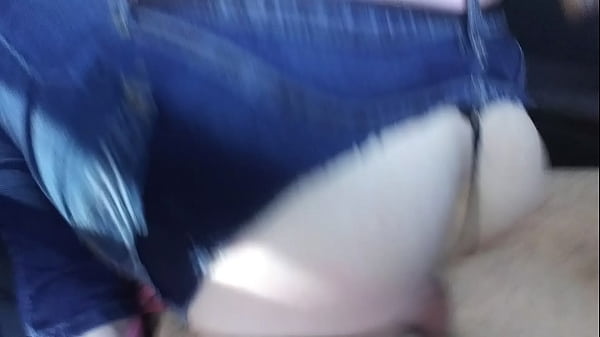 Sexy pawg rides_me in the car