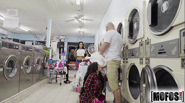 Mofos com_Annika Eve PervsOn Patrol