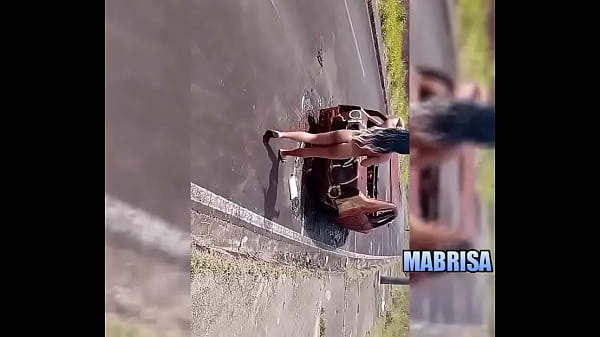 Play MP4 - Sexo ao ar livre &comma; na rua