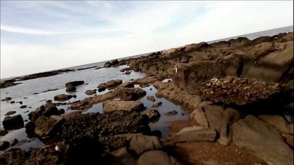 Nonton The Busty, Big-assed Brunette Is Walking Along The Beach. I Tell Her I'm Wearing Women's Underwear. thumbnail