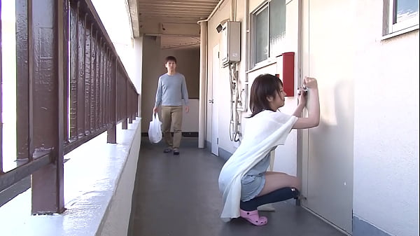 3mk0zby　帰ってきたらお隣さんが薄い部屋着のまま廊下で途方に暮れているので自宅に招き入れ&hellip; 無防備な薄着美人に、嫌がられようが拒まれようがおかまいナシに襲いかかる連続絶頂！【パート1】