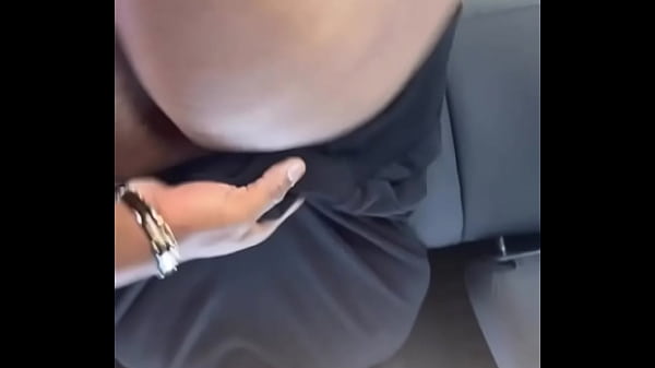 Play MP4 - BLACK THOT BOUNCES ON BLACK BULL