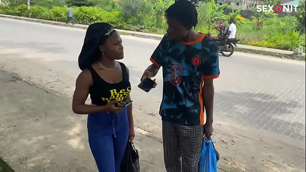 Play MP4 - I Met her on her way from market and We Fuck next Hour in my House