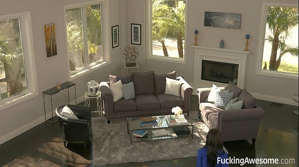 Play MP4 - Fucking Awesome - The Bodyguard