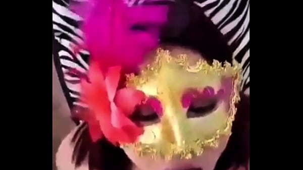 Cuando el cornudo no est&aacute; soy toda una puta