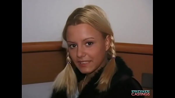 Play MP4 - Anita&comma; Lovely Teen Discovers Sex and Anal at Private Casting