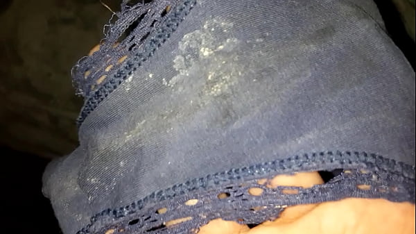 Play MP4 - Smelling sister in law's panties