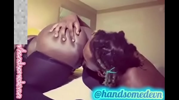 Play MP4 - BIG BOOTY STRIPPER CHICK LOVES ROUGH  ANAL &lpar;Sexual chocolate & Handsomedevan&rpar;