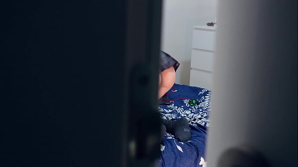 Play MP4 - &Scy;aught my stepsister masturbating with a big dildo