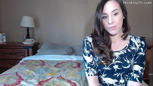 Nonton Shy Bitch Has Her First Solo Cam Performance Ever thumbnail