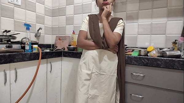 देसी लड़की कॉलेज से आकर अपने सौतेले भाई से चुद_गही हिंदी ऑडियो