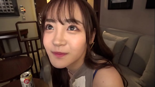 Part1 ド変態の素人さん同士、朝まで楽しくハメ撮りしちゃおうな企画！！今回の変態さんはもあさん21歳。性癖を満たすためバイト先で出会ったキャバのお客さんと夜通しsex！！美女顔を歪めて何度もイク！リアルで生々しいハメ撮りの記録！ thumbnail