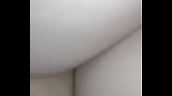 Brandi Lynne plays with pus