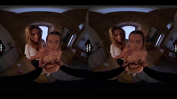 Dark room vr cake face