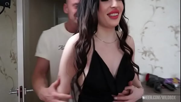 Nonton I Gave Her A Dyson And Motivated Her To Ride My Cock Fervently. Anna Esman. Martin Spell. thumbnail