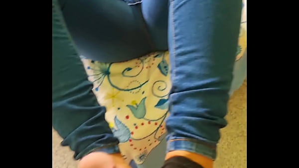 Play MP4 - I Fuck a Beautiful Latina Girl's Feet and cum in her Socks