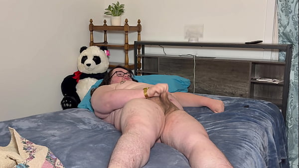 Gay Dude Jerks Off On Bed thumbnail