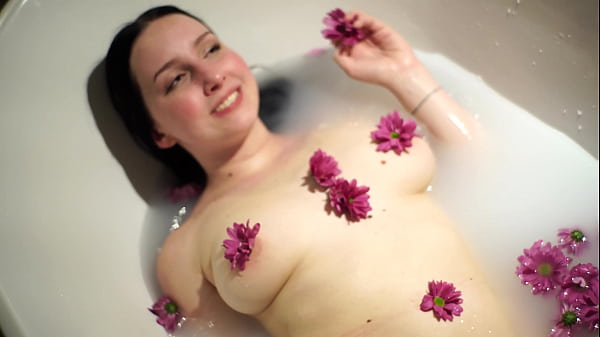 Perfect Tits Of Bella Angel In The Flowers Bath thumbnail