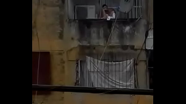 Rubia tetona doggystyle