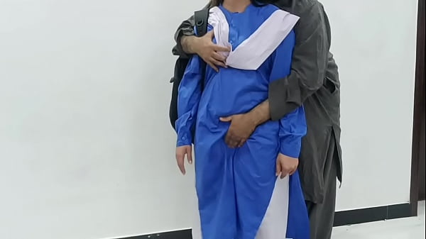 Play MP4 - Desi Pakistani College Girl Fucked By Her Own Elder Stepbrother