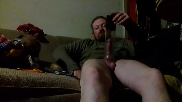 Play MP4 - Doing my daily pump up erection&period;