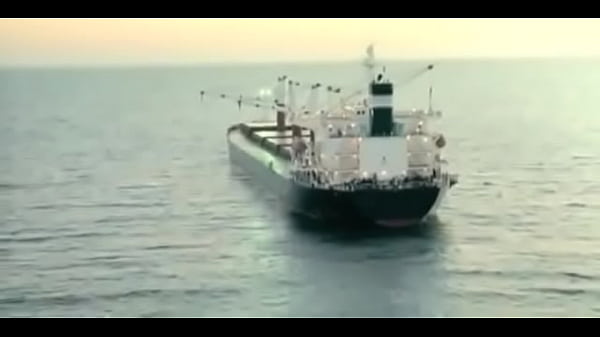 Muse starlight oficial video form the &aacute; black holes and reveletions of muse 