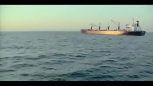 Muse starlight oficial video form the &aacute; black holes and reveletions of muse 