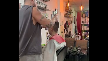 Nonton Melvin's Adventures Promo thumbnail