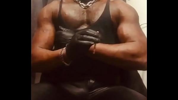 Preview Clips Black Muscle Dad Leather Flex Nipple Play