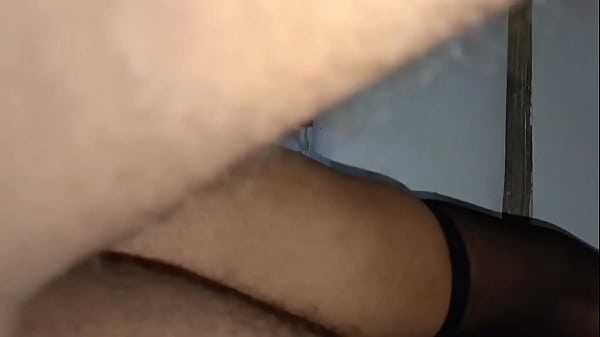 Flaquita golosa secome una verga_de 25 cm