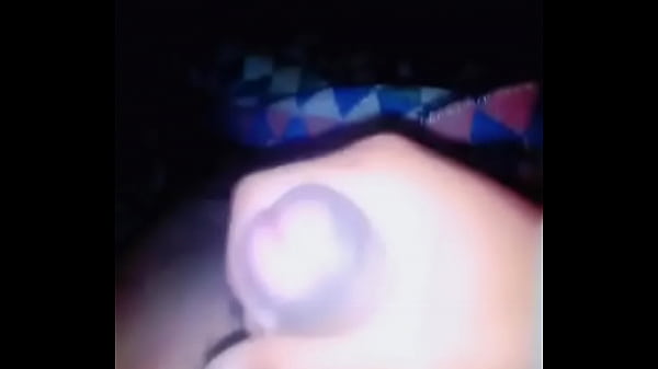 Sacandome un poco de leche