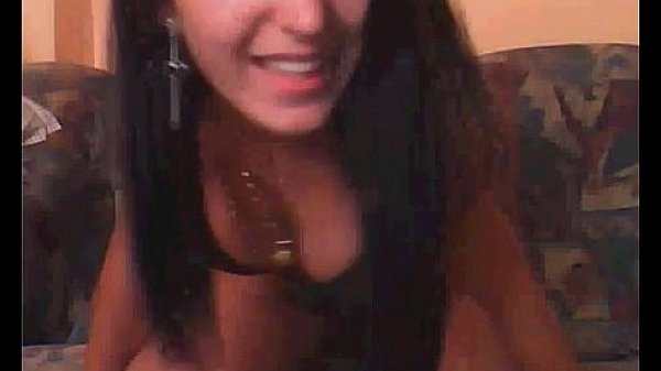 Attractive webcam slut