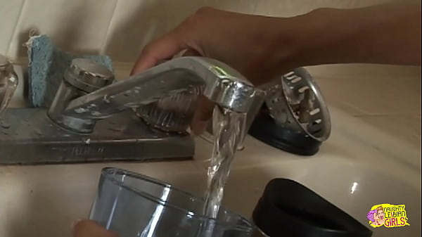 Play MP4 - Two seriously sexy brunettes lick and rub each other until their pussies ache