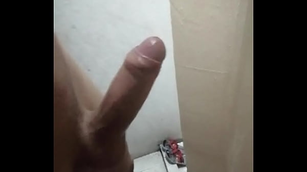 Mientra piensoen mi prima queganas de cojerla