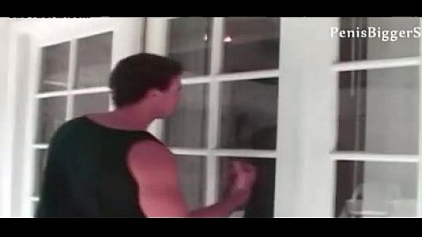 Nonton She Keeps It Sexy thumbnail